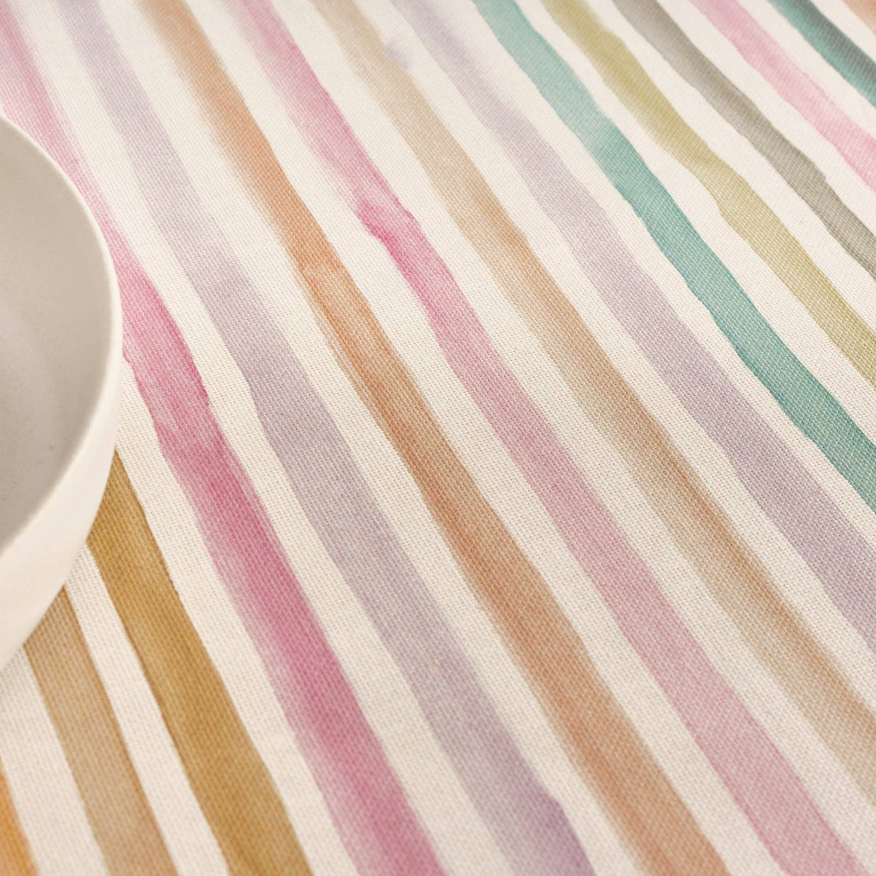 Nappe en résine résistante aux taches Naiara 4-100: 300 x 140 cm