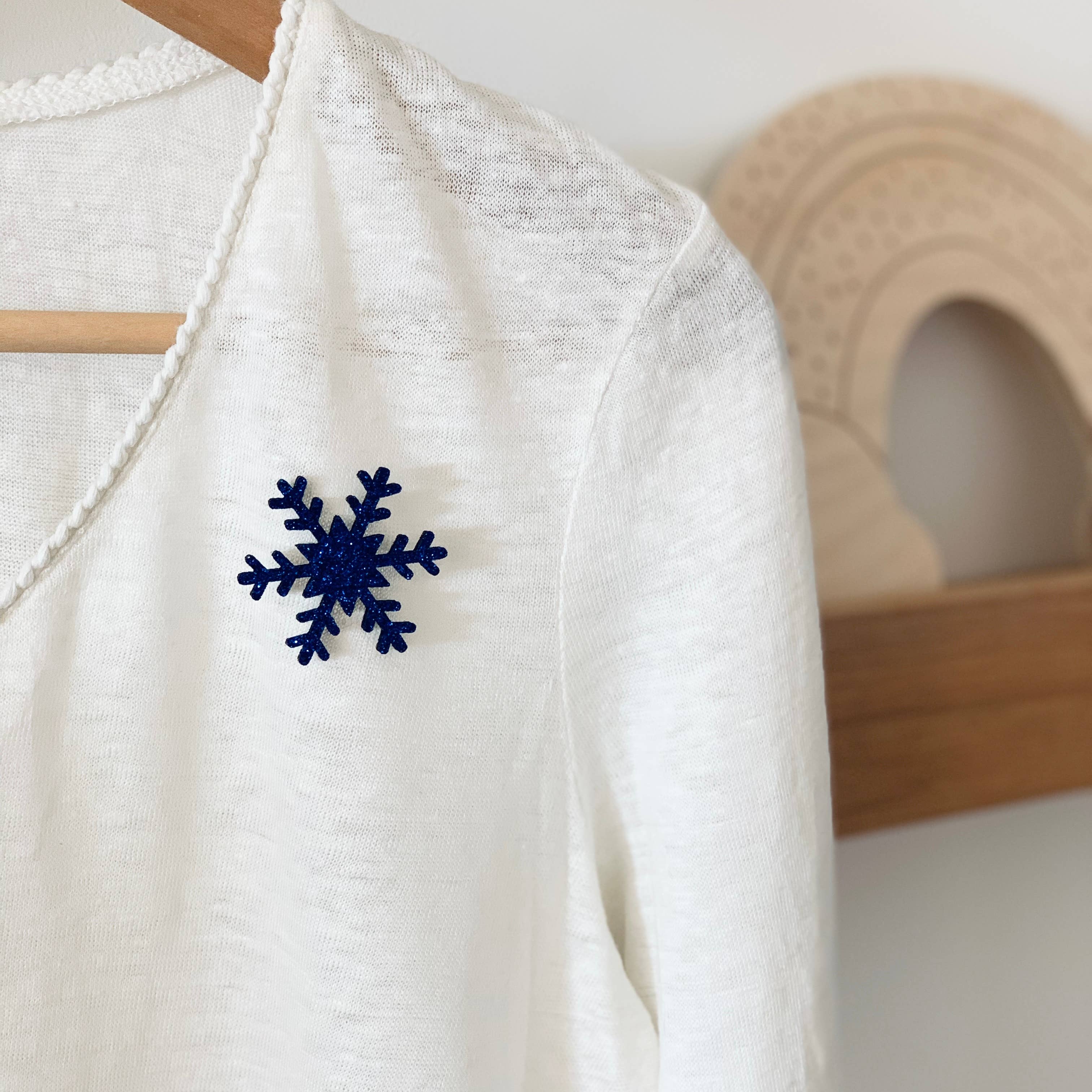 Pin's en paillettes - Flocon de neige: Doré