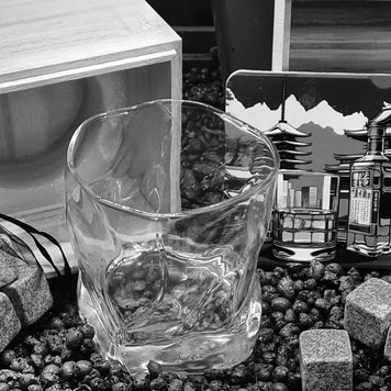 Verres japonais avec boîte cadeau, glaçons en granit et sous-verres | 369: Deux verres