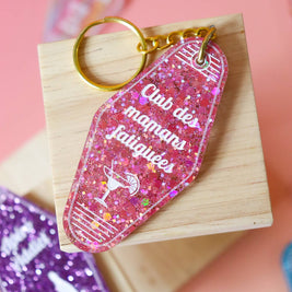 Porte clés Club des mamans fatiguées: Paillettes joie rouge