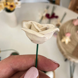 Rose en céramique: Rouge/jaune