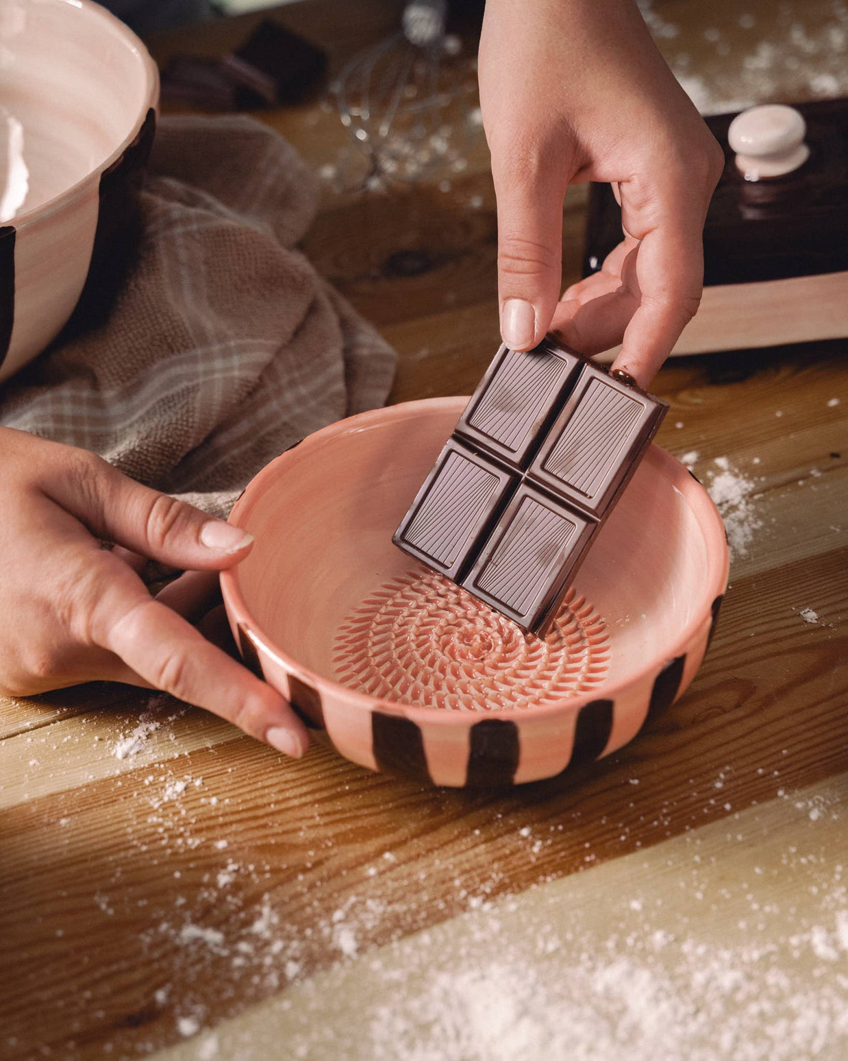 Râpe à ail - Céramique - Grand chocolat