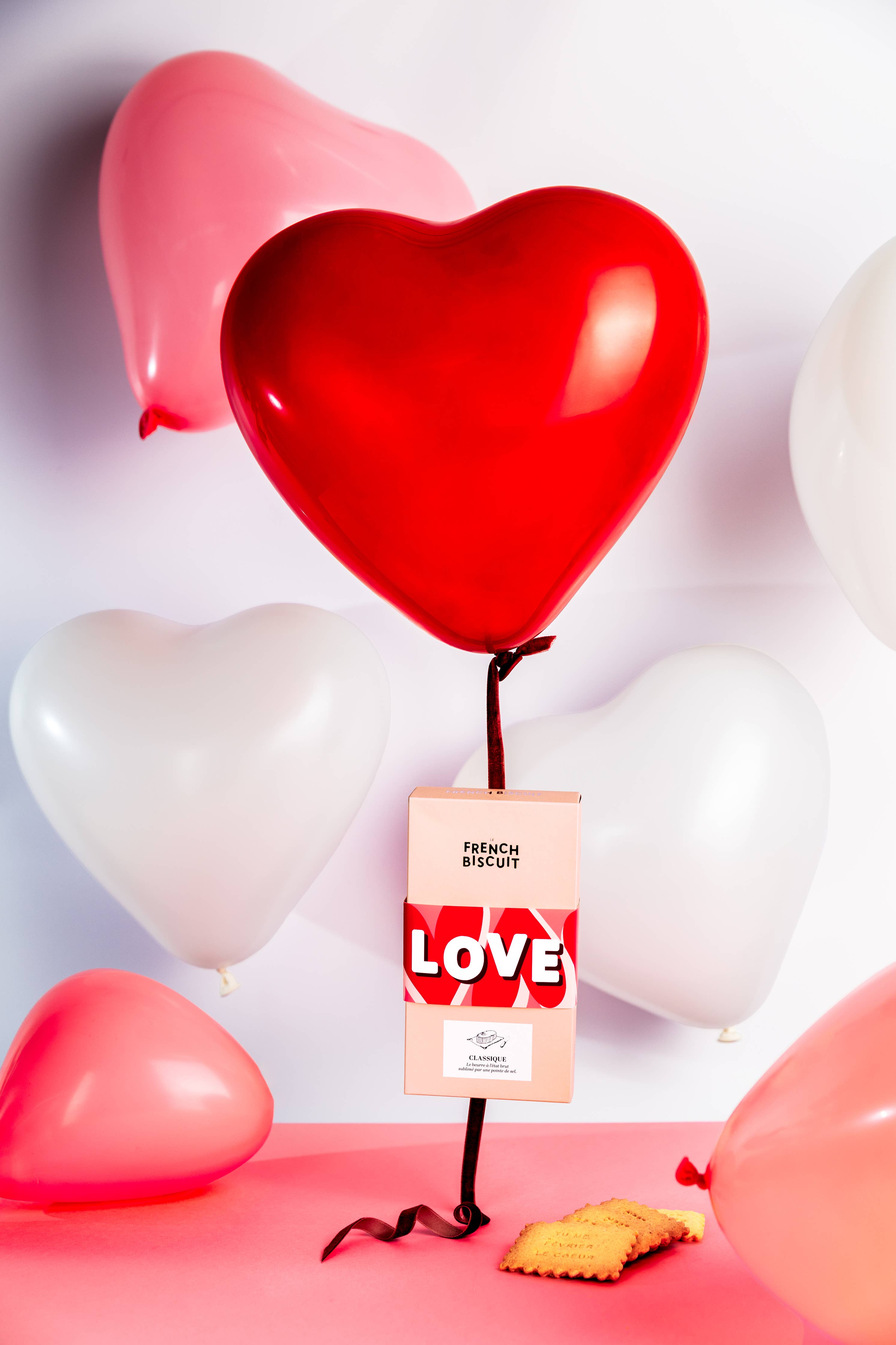 Boîte de 12 biscuits LOVE Saint Valentin