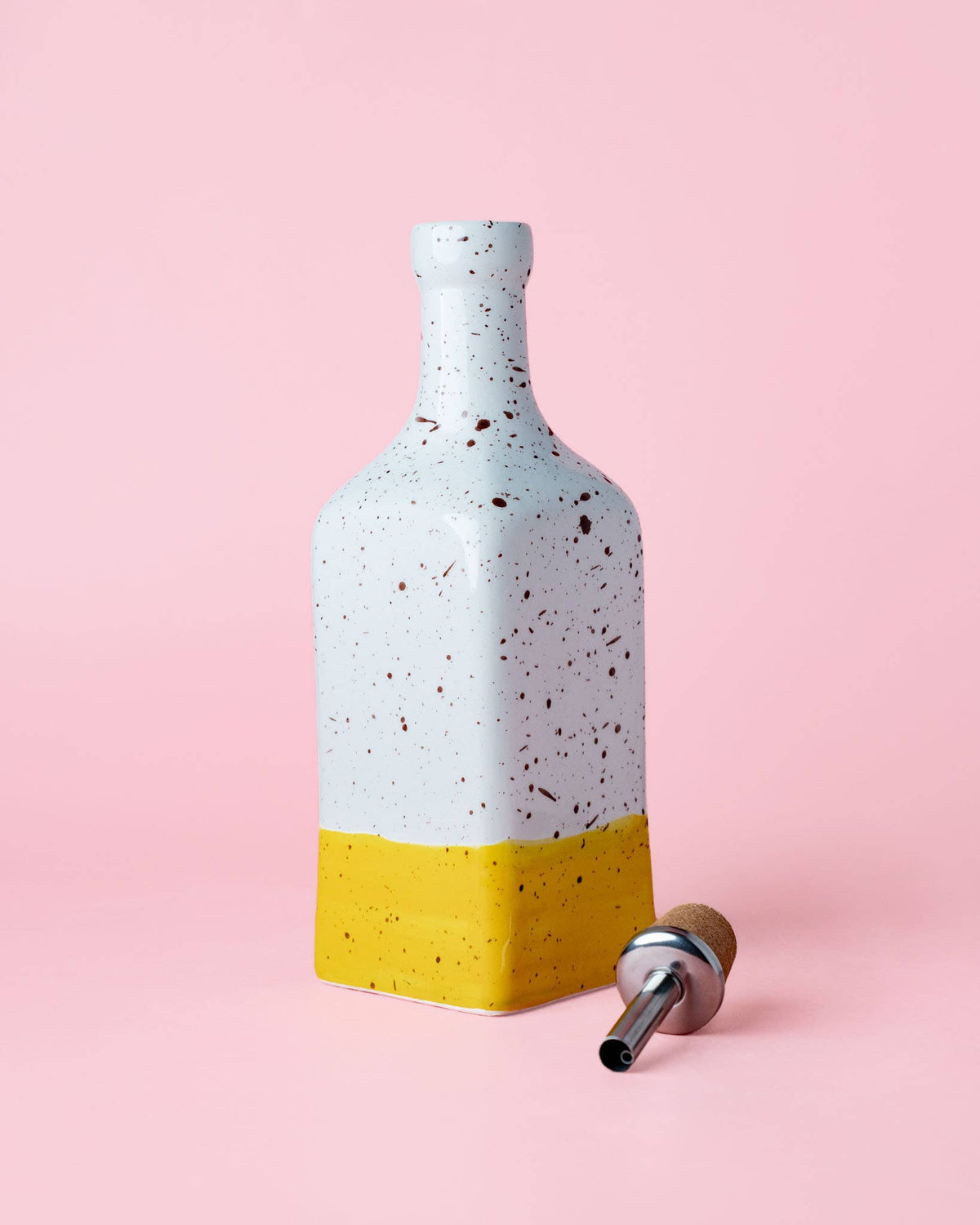 Distributeur d'huile d'olive artisanal en céramique 475 ml – Cannelle