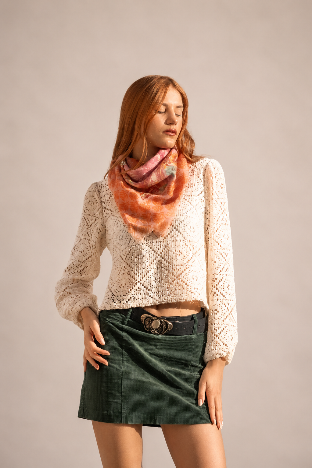 Foulard carré 90x90cm en cachemire imprimé ANÉMONE LILAS