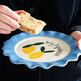 Grande assiette de citrons pressés