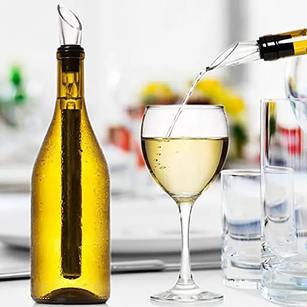 Bâton rafraîchisseur de vin avec verseur intégré
