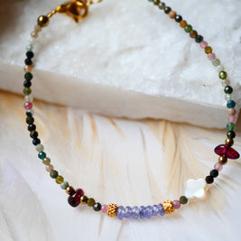 Bracelet ADVITIYA en acier inoxydable avec tourmaline, grenat, hématite, nacre et tanzanite