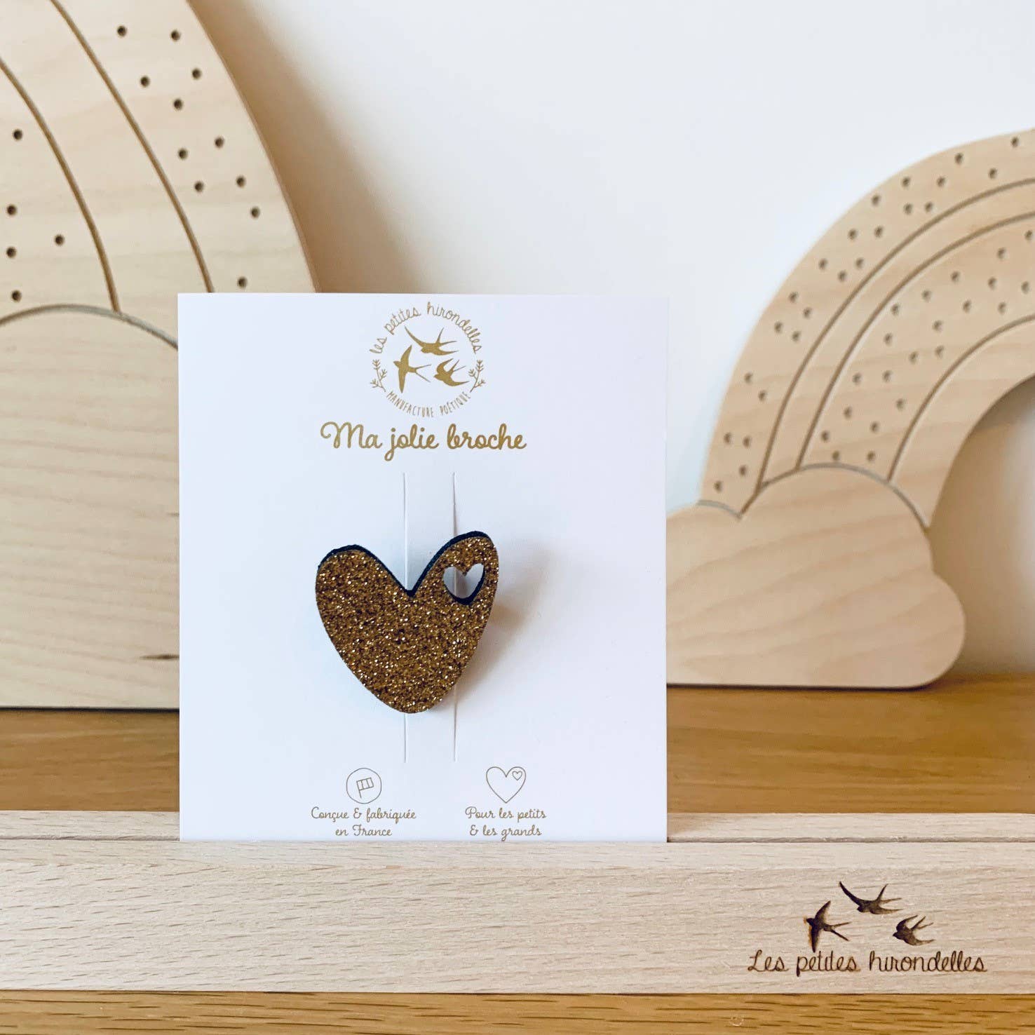 Broche en paillettes - Coeur: Rouge
