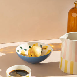 Mug en céramique vert avec motif de coche