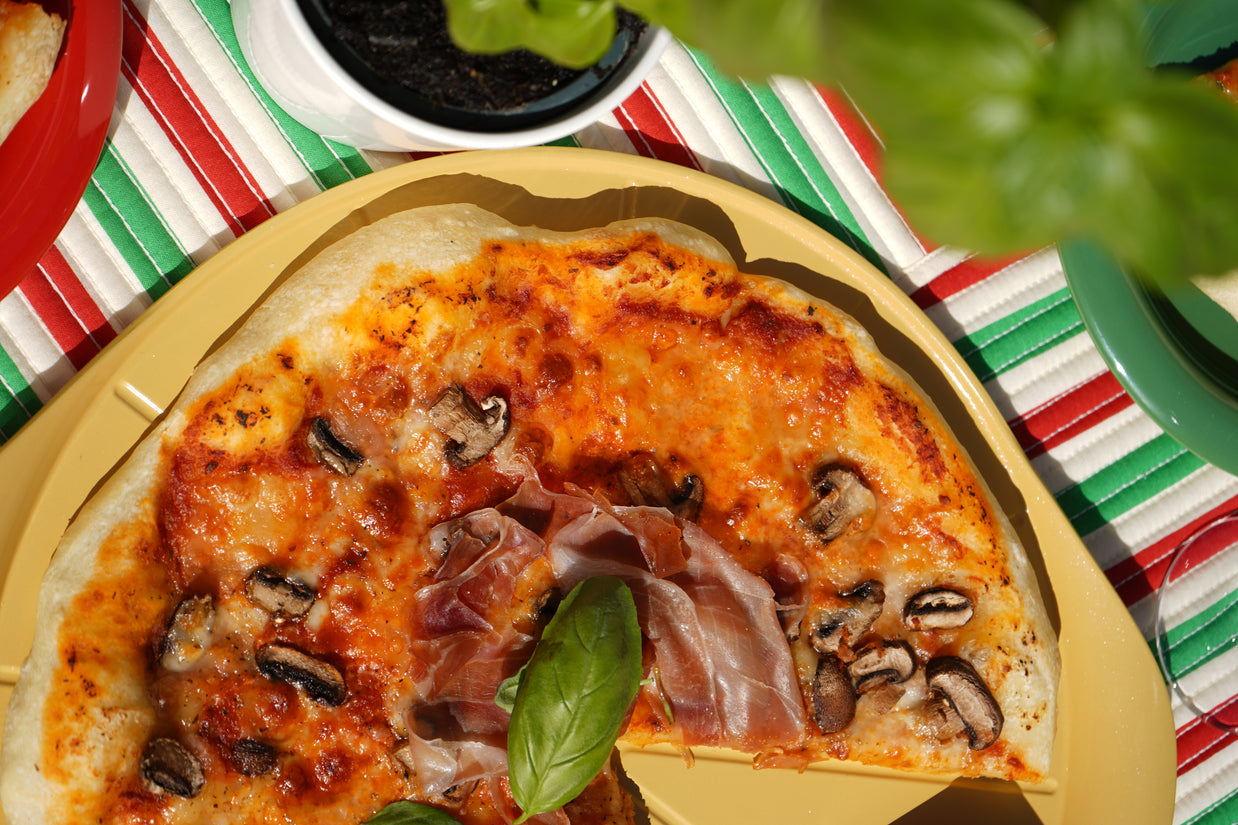 Le Formidable plat à PIZZA avec couteau - MANGUE