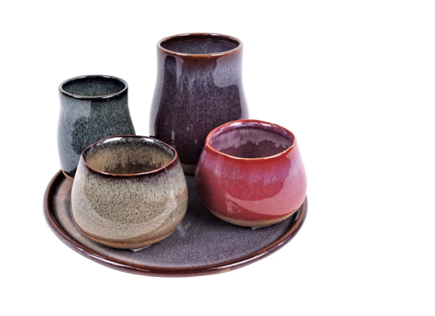 Vases et plateau (set de 5 pièces), ROSENBORG, HOFF intérieur