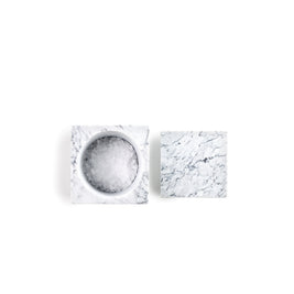 Salière en marbre blanc