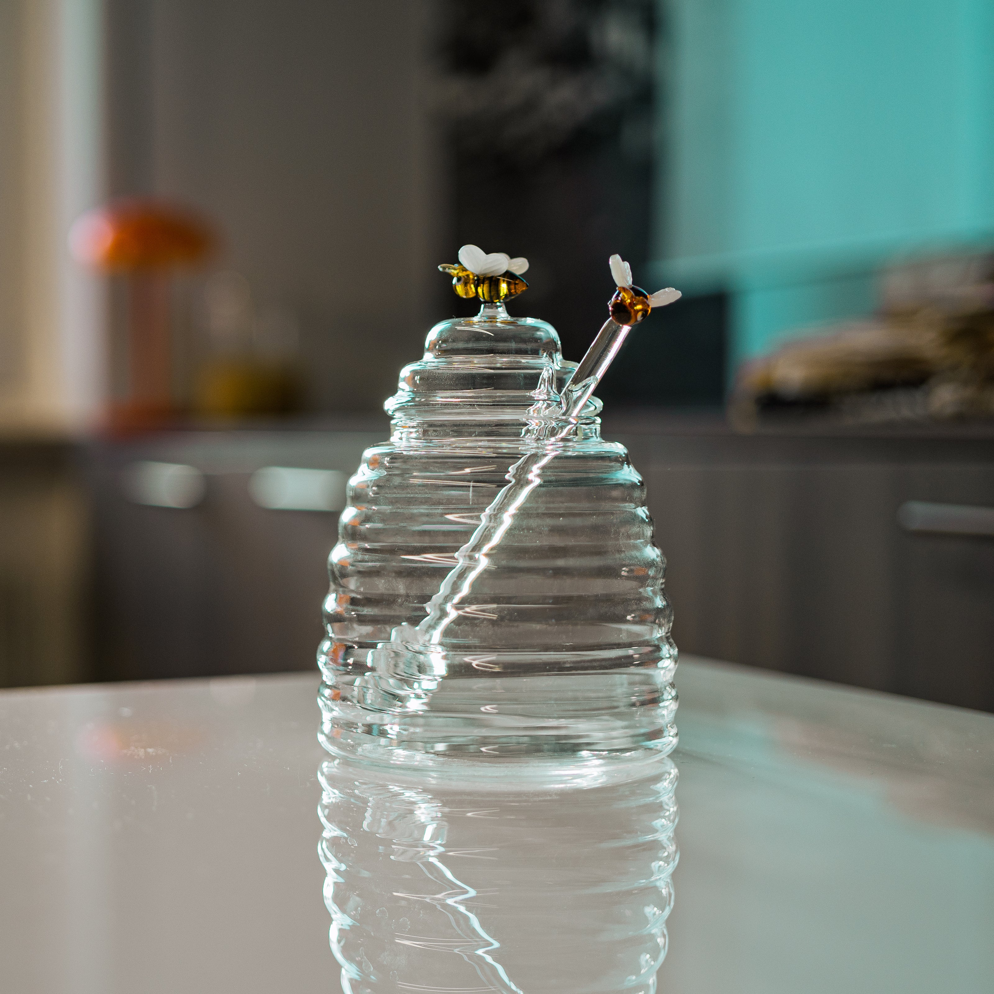Pot à miel avec décoration en verre