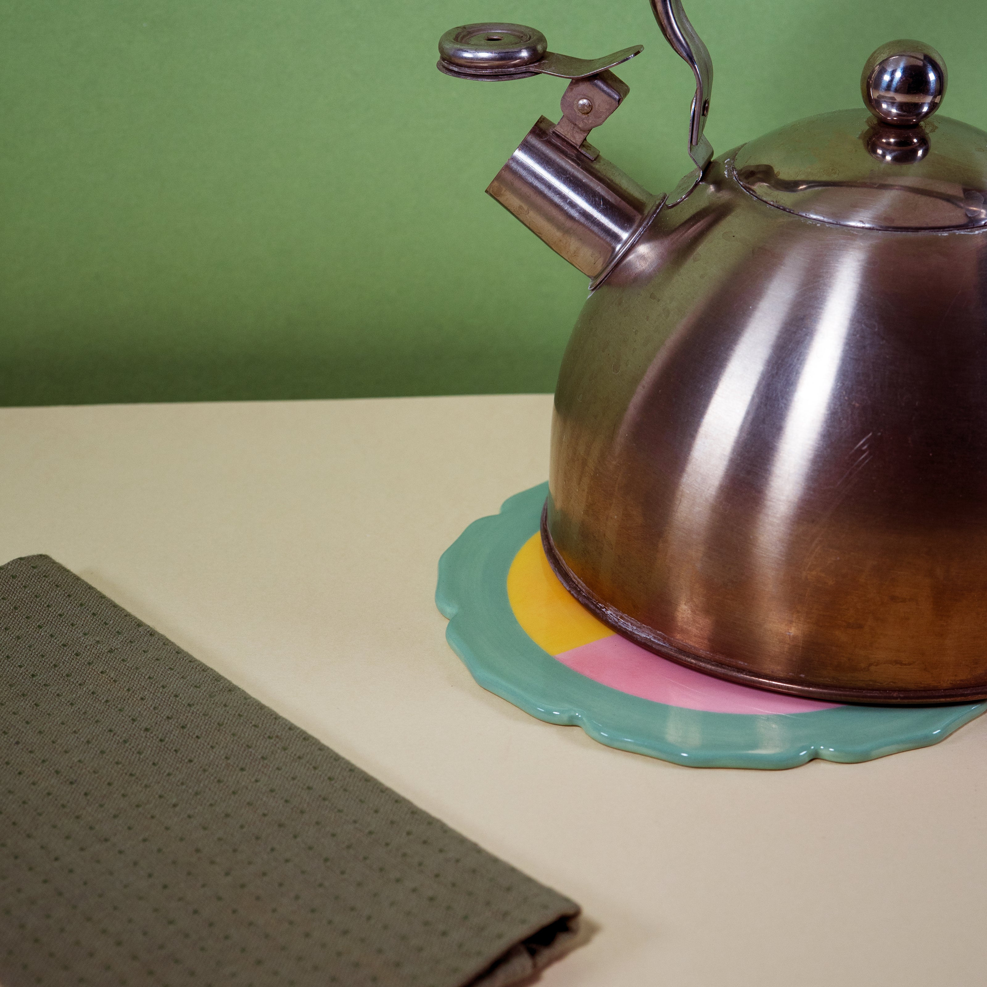 Dessous de plat en grès Ø 18 cm. VERT