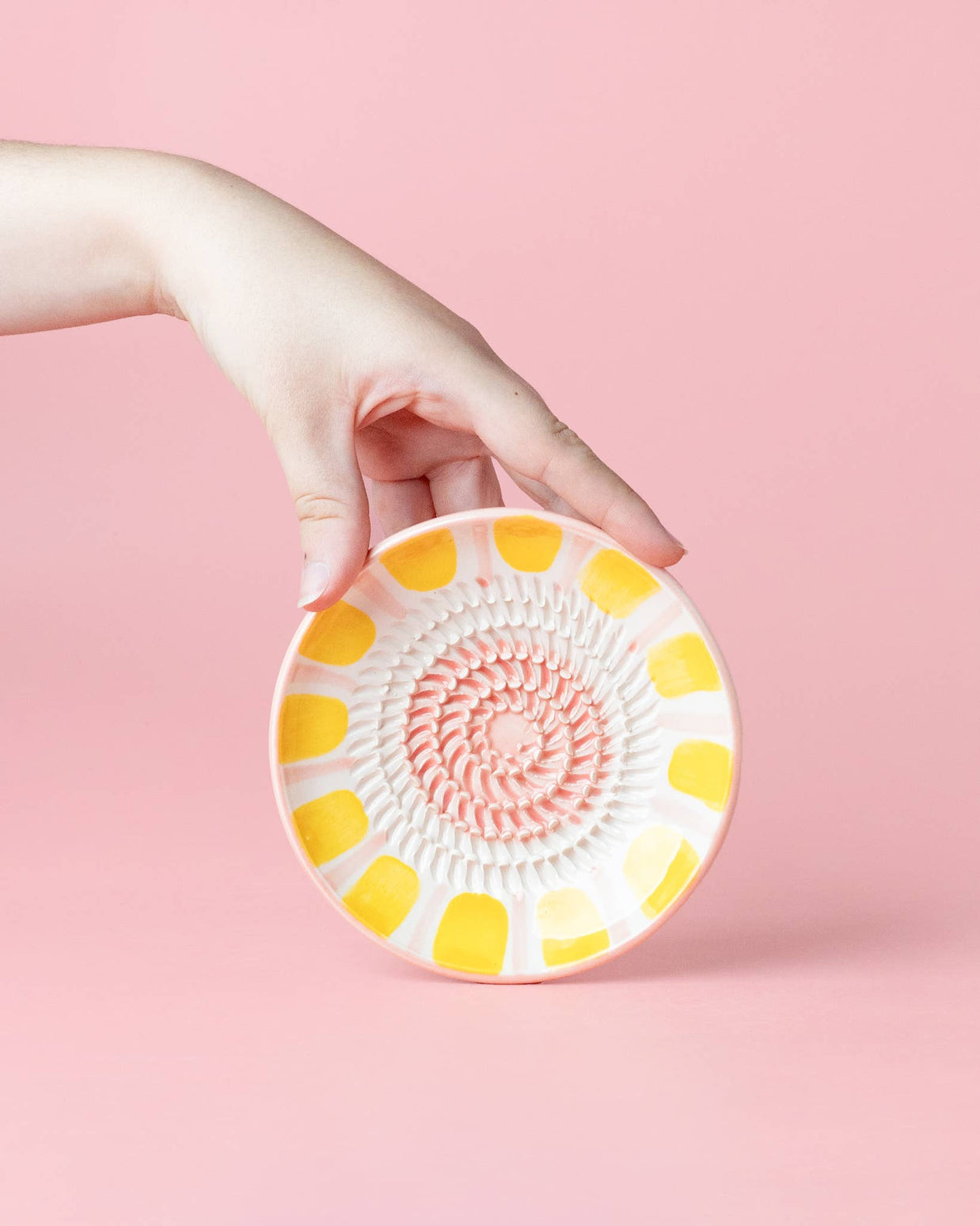 Râpe à ail en céramique — Petite, rose et jaune — Valentina