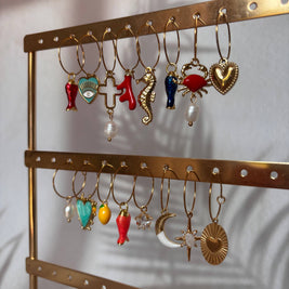 Mix and Match – Boucles d'oreilles simples avec pendentif: Poisson rouge - liberté
