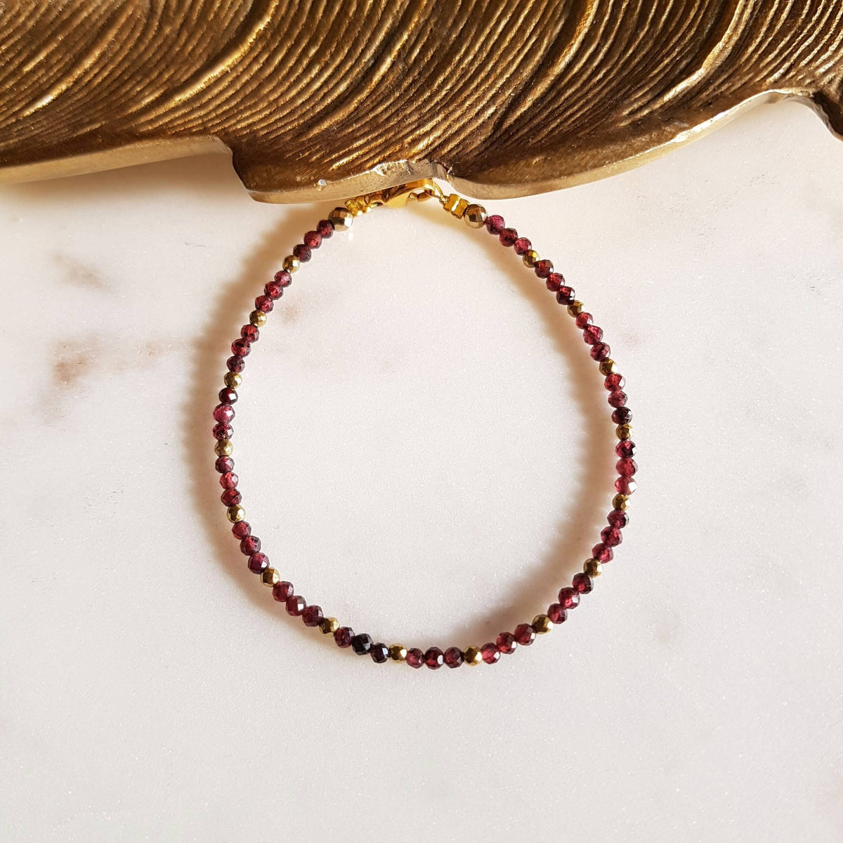 Bracelet Joe en grenats et hématite