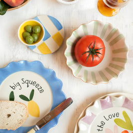 Grande assiette de citrons pressés