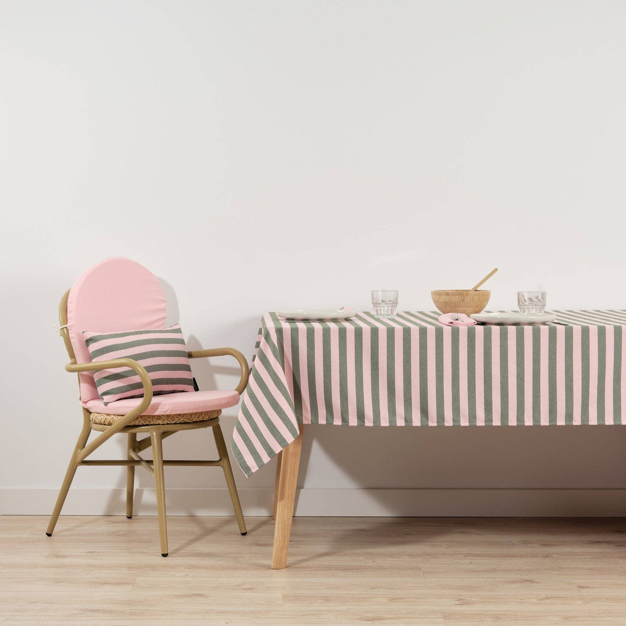 Nappe en jacquard Maglia Raya Rosa et Moss: 300 x 160 cm