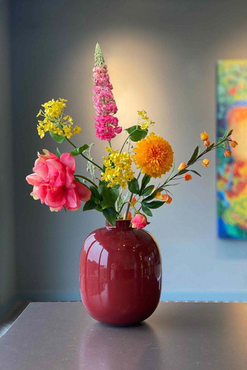 Vase en Métal en Coloris Rouge Foncé 32 cm - PIP STUDIO