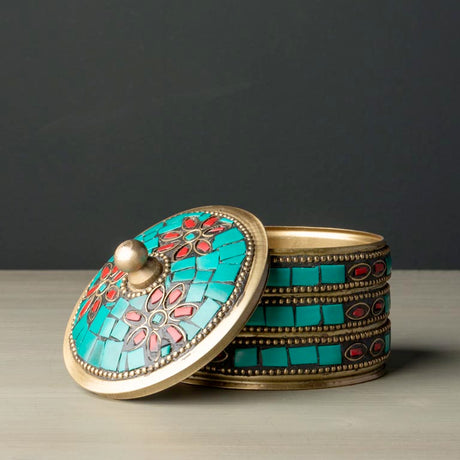 Petite boite en laiton et inserts turquoise - CHEHOMA