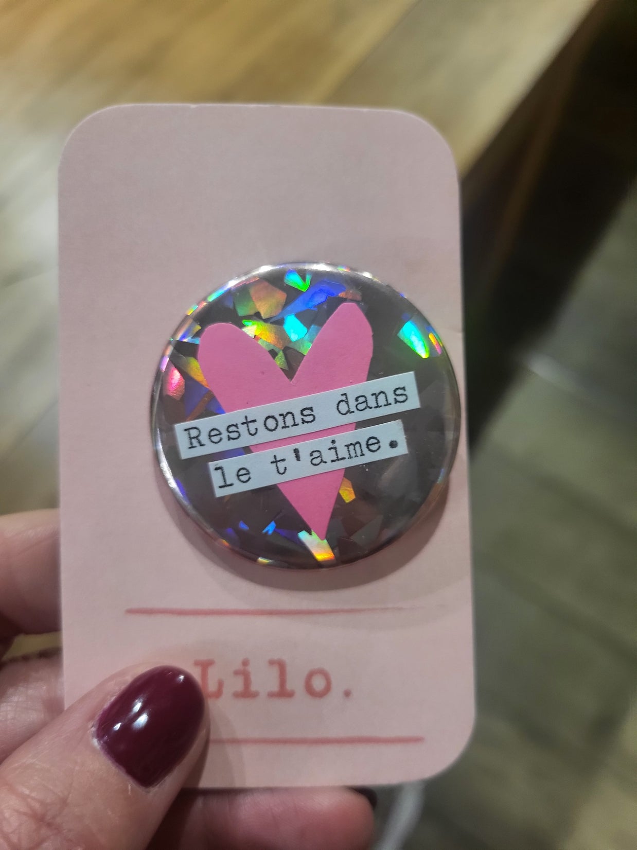 Badge Restons dans le t'aime