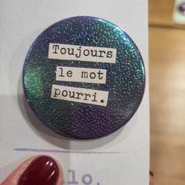 Badge Toujours le mot